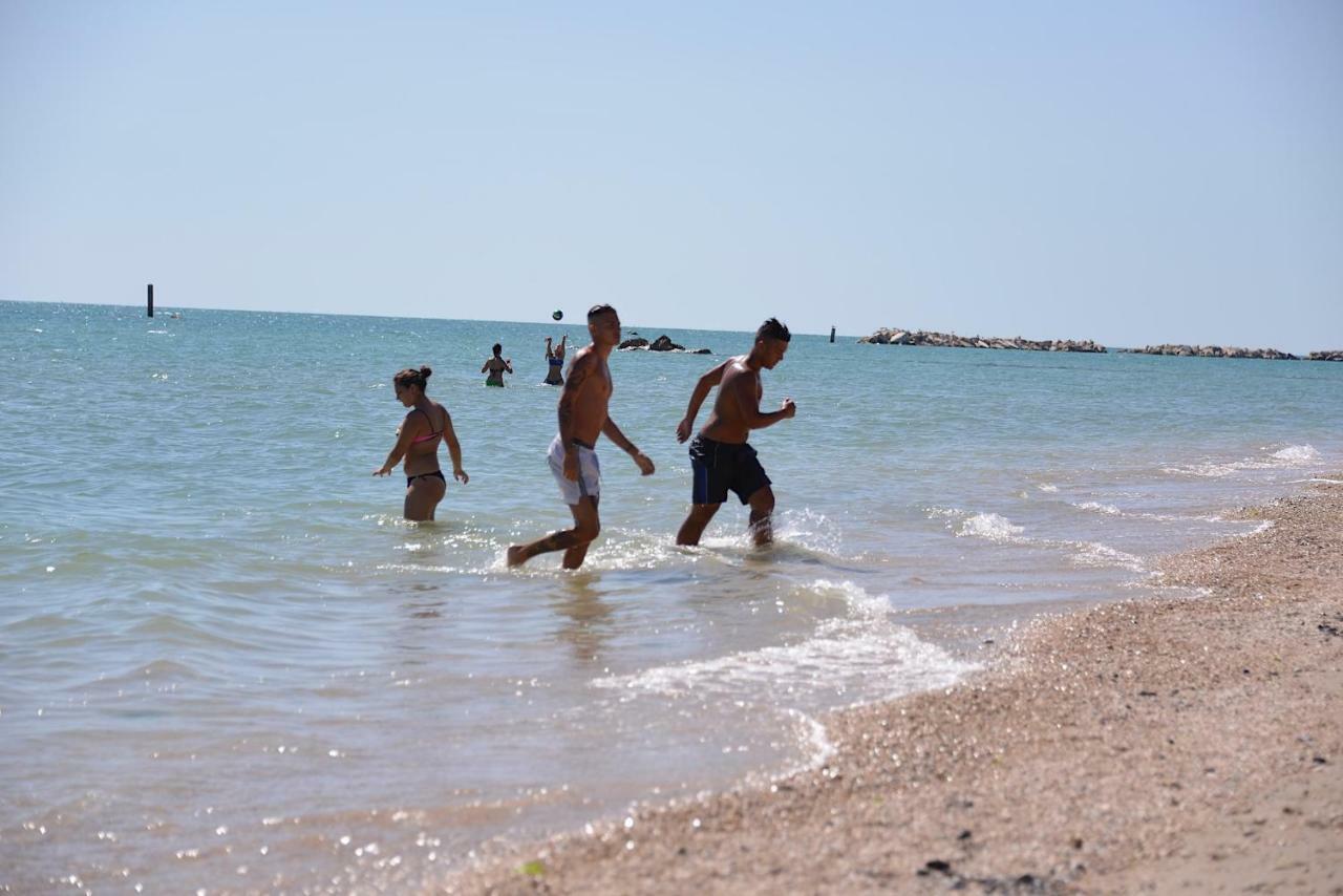 Camping Tre Archi Lido di Fermo Εξωτερικό φωτογραφία