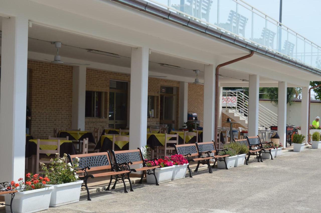 Camping Tre Archi Lido di Fermo Εξωτερικό φωτογραφία